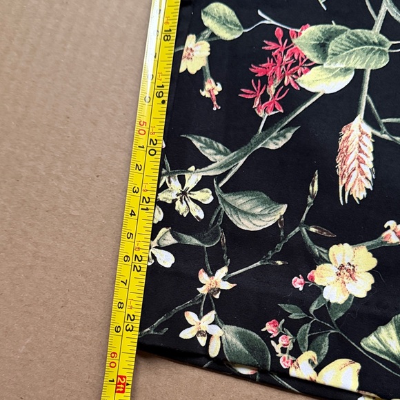 Reitmeins Floral Black Stretch Pants - Botanical Print. NWT - Picture 6 of 9